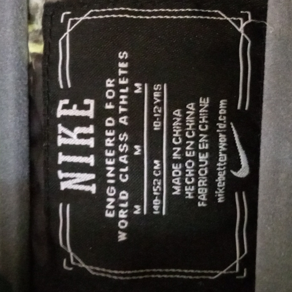 Nike Lime Green Jacket Age 10-12 - Picture 5 of 5